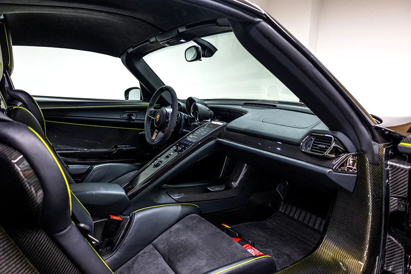 2015 Porsche 918 Spyder | European Spec | 887 HP Hybrid | 5,034 KM