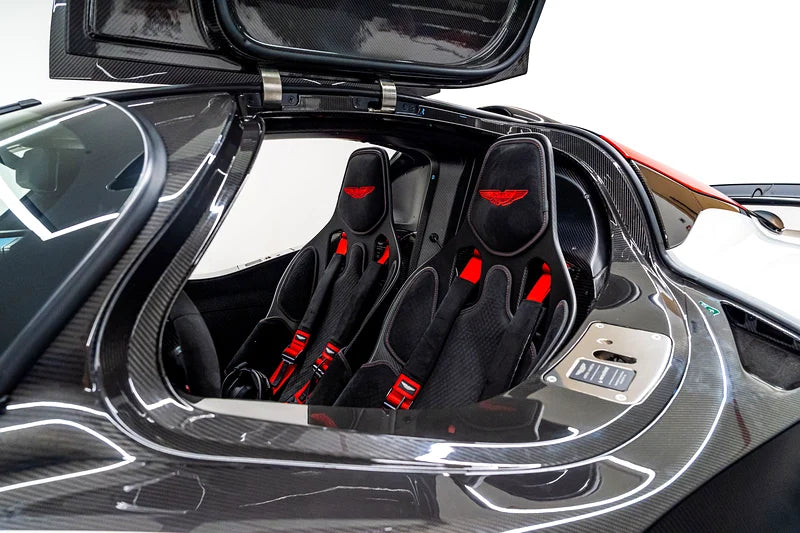 2022 Aston Martin Valkyrie | Cosworth V12 Hybrid | 1,140 HP | Available in Dubai