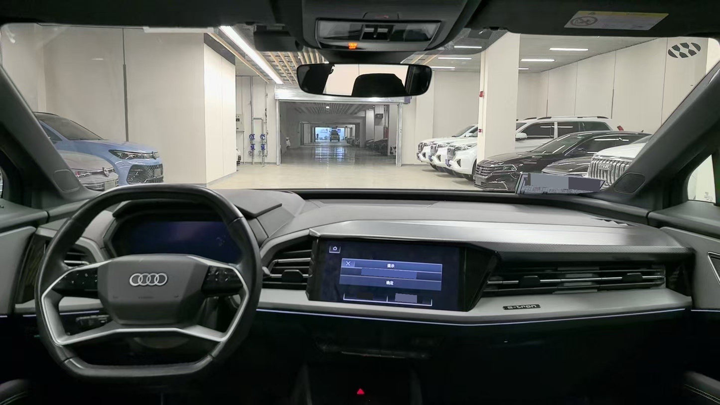 Audi 2022 Q5 e-tron 40 Type Auto