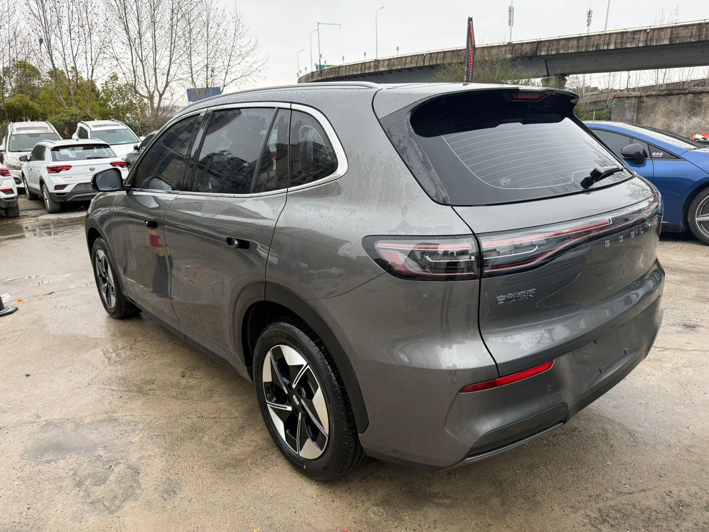 吉利银河 吉利银河 2024 E5 530km Explorer+ 版 自动挡
