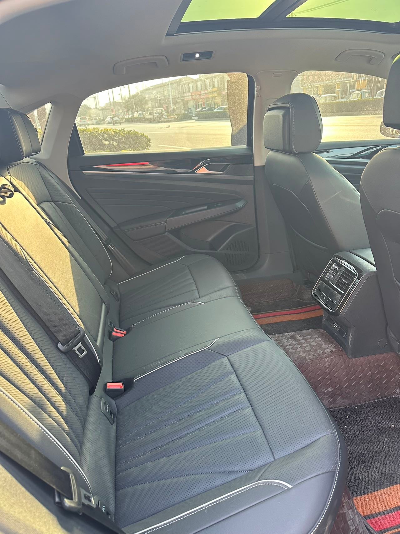 Volkswagen 2024 2.0TSI 330TSI Edition Auto