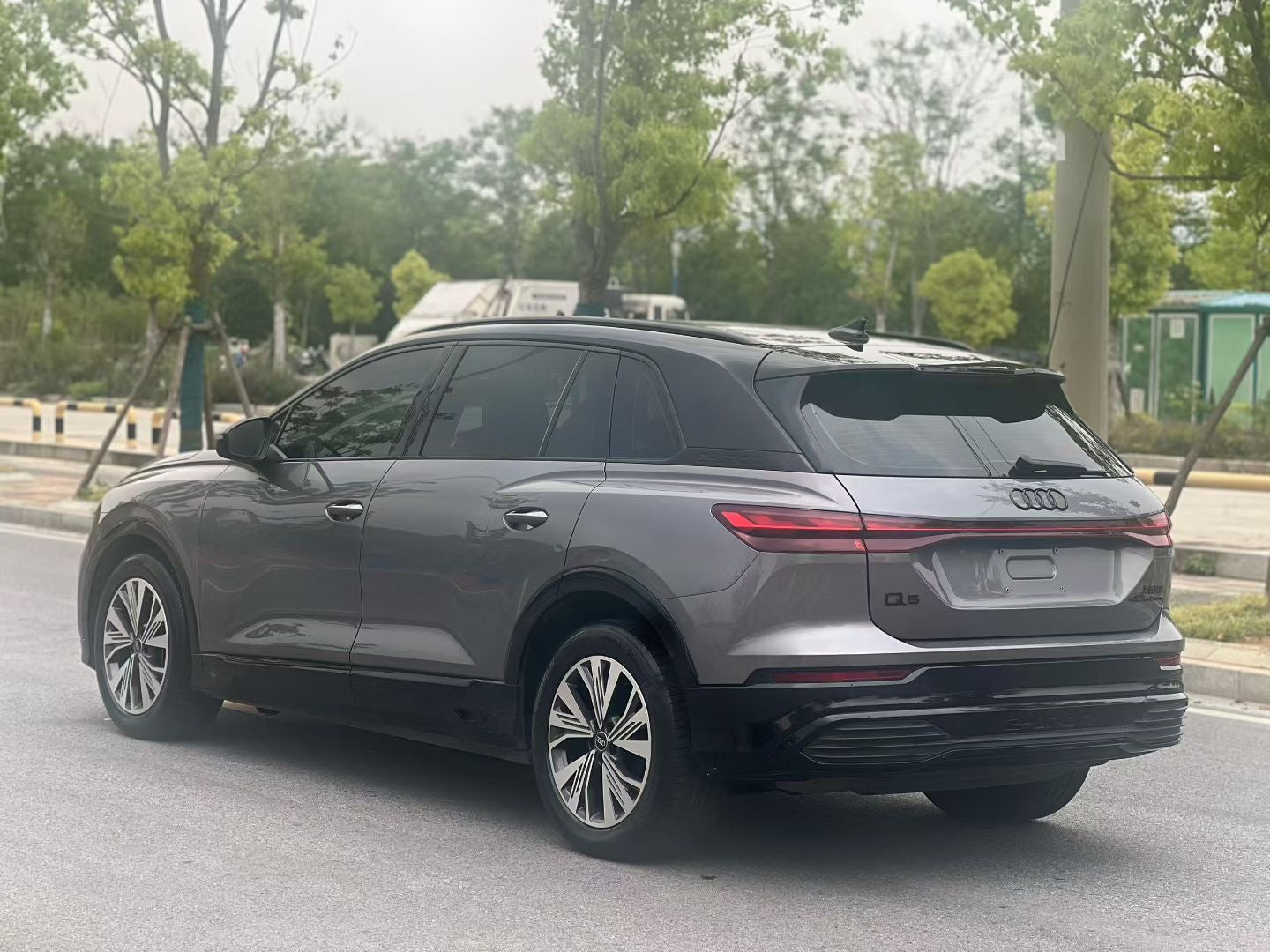 أودي 2023 Q5 e-tron 40 نوع أوتوماتيكي