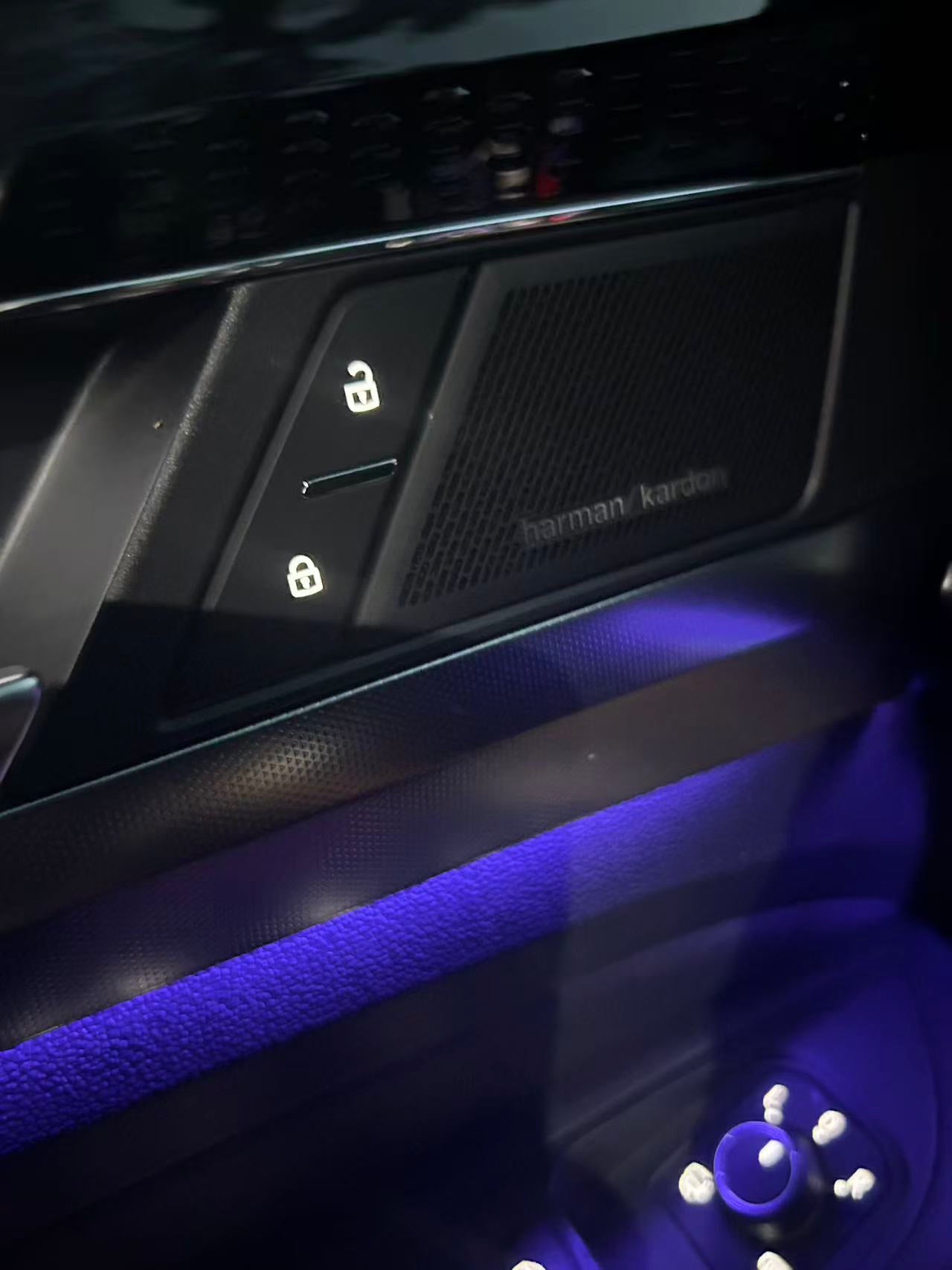 大众2024款2.0TSI 380TSI 星空版自动挡