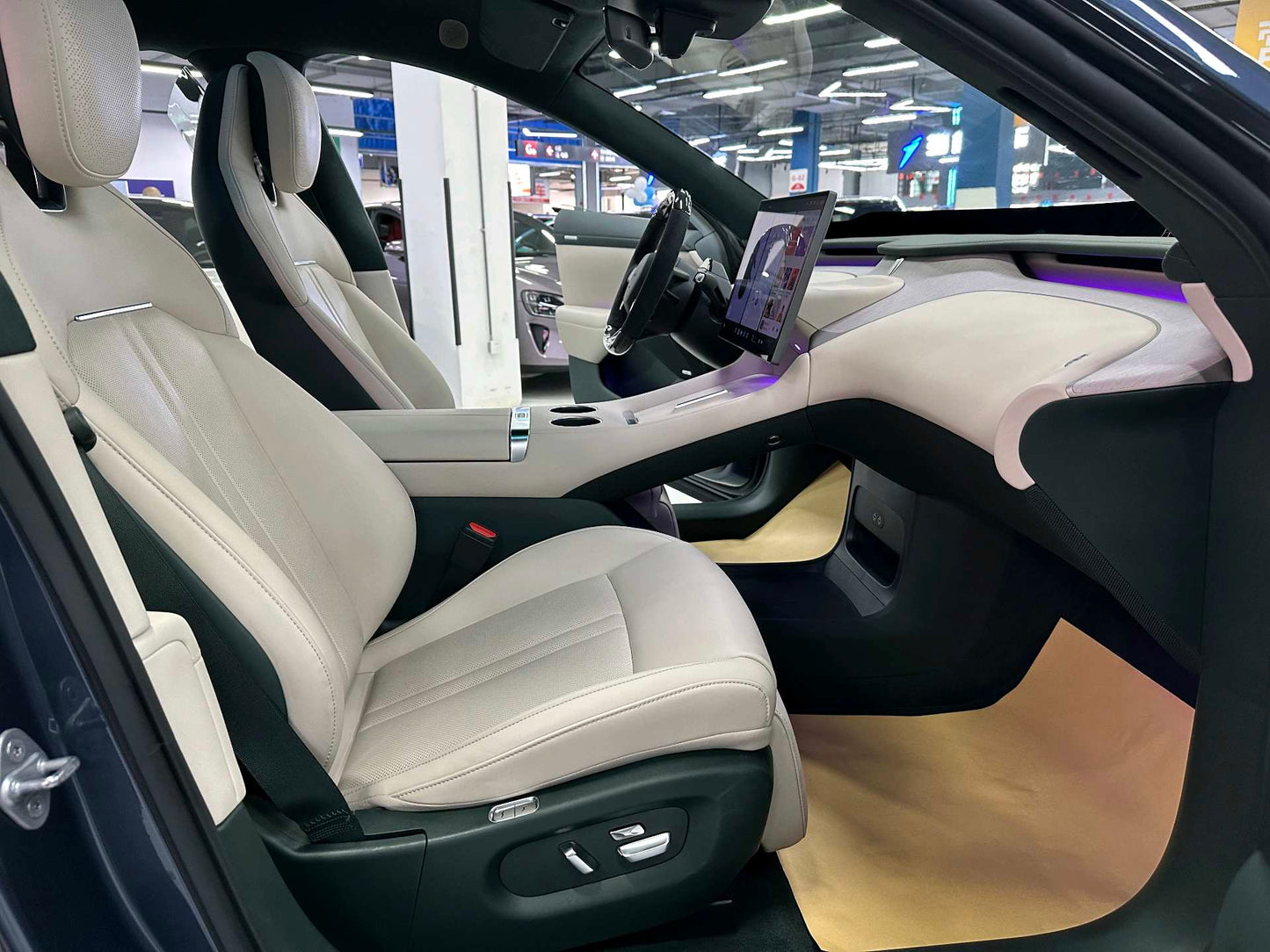 小米 2025 YU7 Ultra 长续航高性能四驱 Max 版汽车