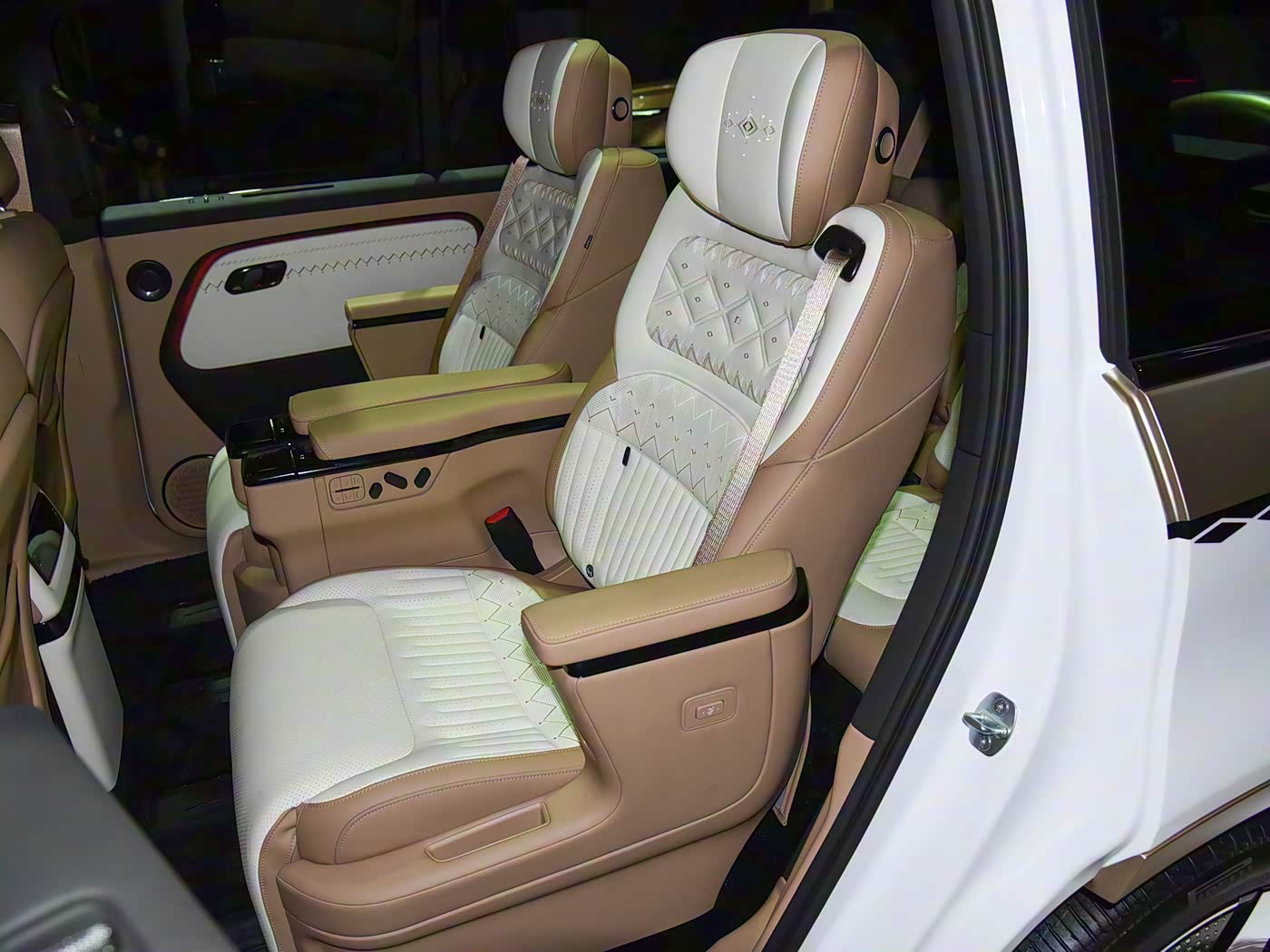 ROX Adamas Royal Edition | A Bespoke Masterpiece for Royalty | Exclusive Pre-Order