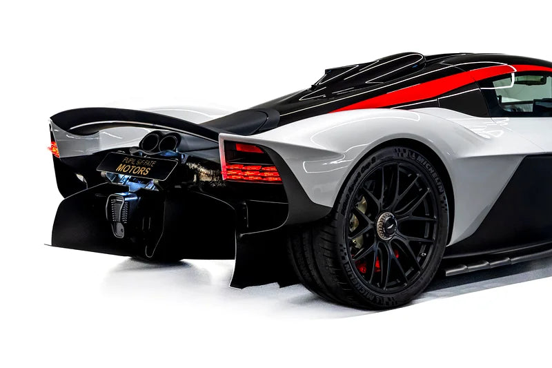 2022 Aston Martin Valkyrie | Cosworth V12 Hybrid | 1,140 HP | Available in Dubai