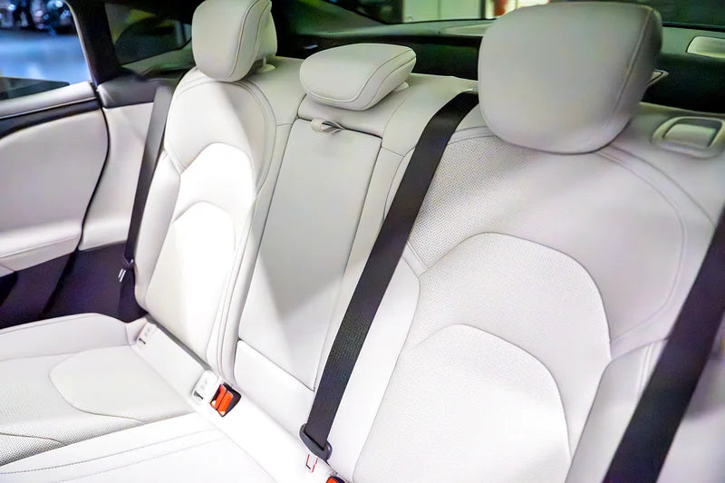 2024 Xiaomi SU7 Max | 663 HP AWD | 2.8s 0-100km/h | 101 kWh Battery