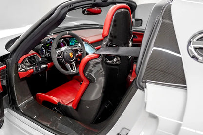 2015 Porsche 918 Spyder | 887 HP Hybrid | AWD | 2.6s 0-100 km/h