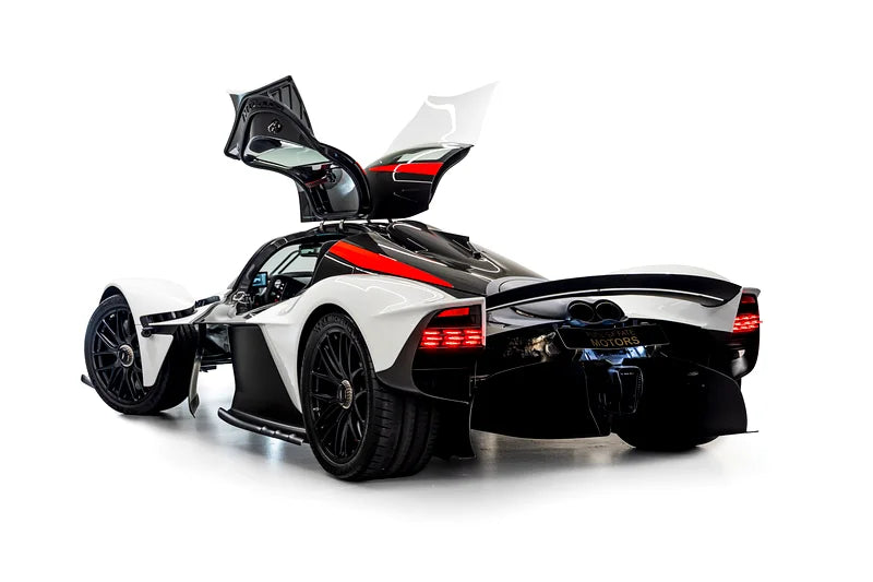 2022 Aston Martin Valkyrie | Cosworth V12 Hybrid | 1,140 HP | Available in Dubai