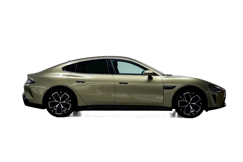 2024 Xiaomi SU7 | Dual Motor AWD | 673 HP | 2.78s 0-100km/h