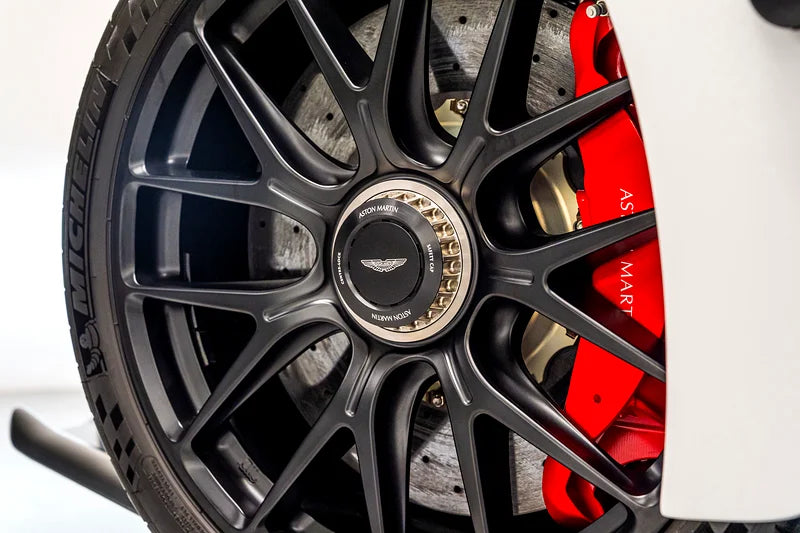 2022 Aston Martin Valkyrie | Cosworth V12 Hybrid | 1,140 HP | Available in Dubai