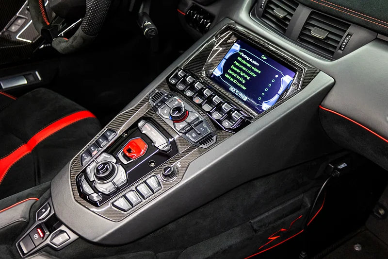 2016 Lamborghini Aventador SV | GCC Specification | 6.5L V12 | 760 HP
