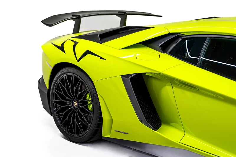 2017 Lamborghini Aventador SV Coupe | GCC Spec | 6.5L V12 | 740 HP