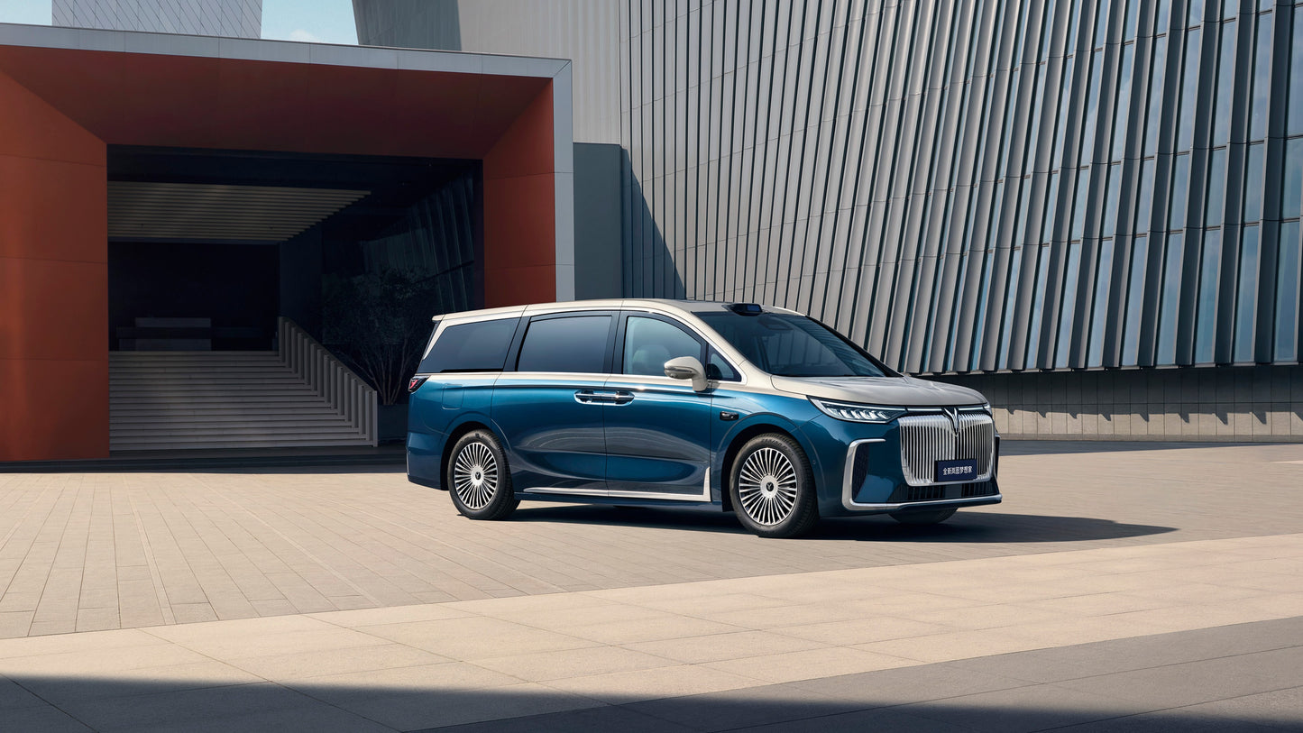 Voyah 2025 DREAMPOWER PHEV 4WD Premium Kunpeng Version