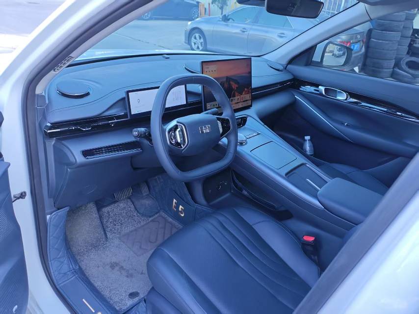 Geely银河 Geely Galaxy 2024 E5 530km Voyage Edition Auto