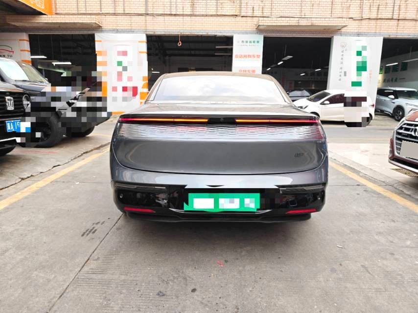 极氪2024款 极氪007 后驱智驾版 100kWh （2599）