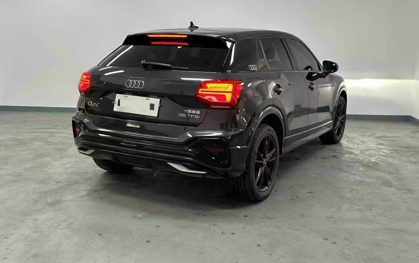 奥迪 2021款 Q2L 35 TFSI 1.4T 时尚动感型 自动挡