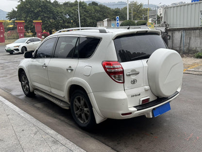 丰田 2012 款 RAV4 2.4L 豪华版 自动挡