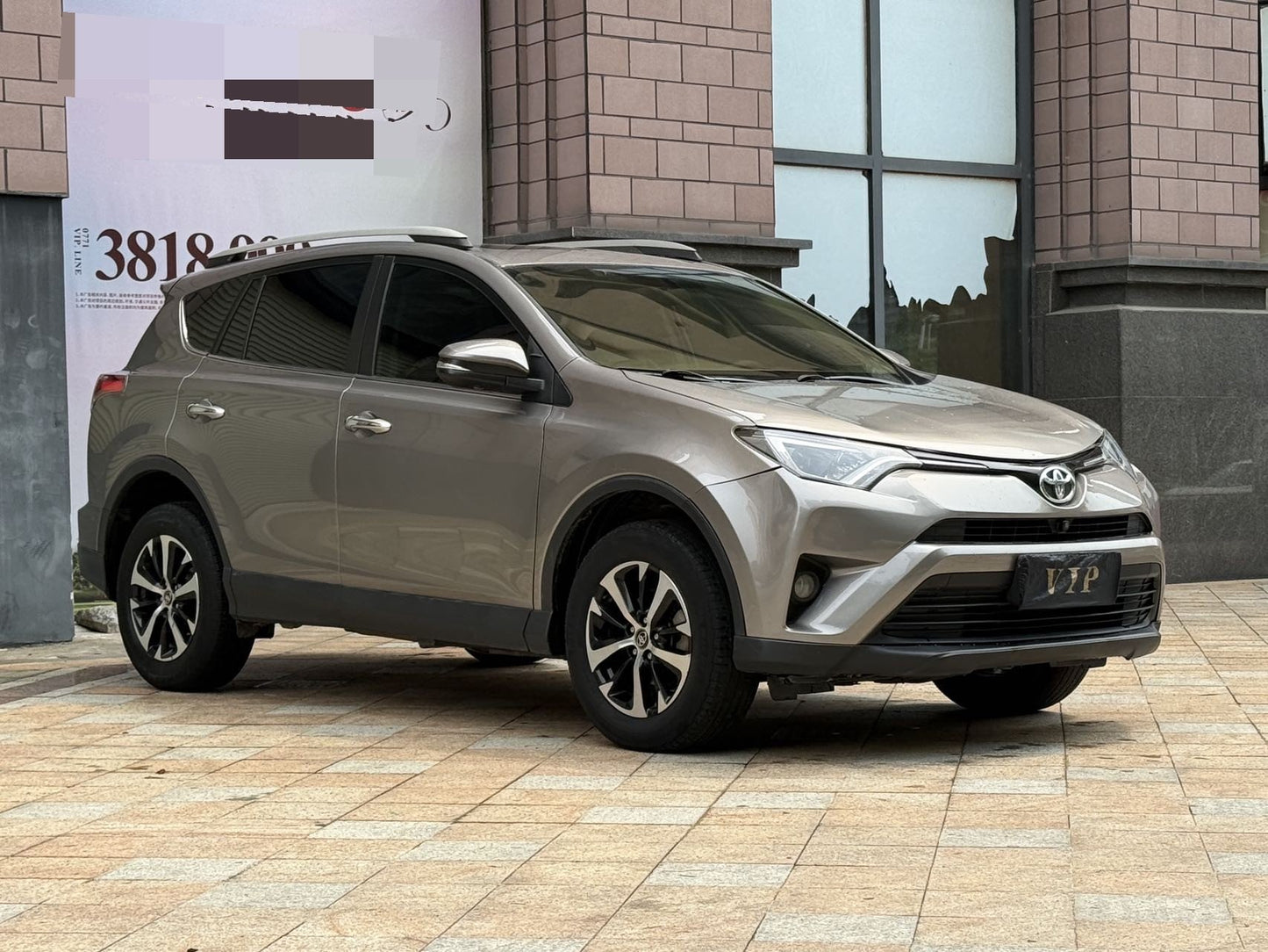 丰田 2018 RAV4 2.0 两驱 X 版 自动挡