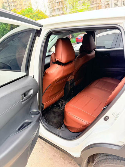 Toyota 2023 2.0 Pioneer Edition Auto