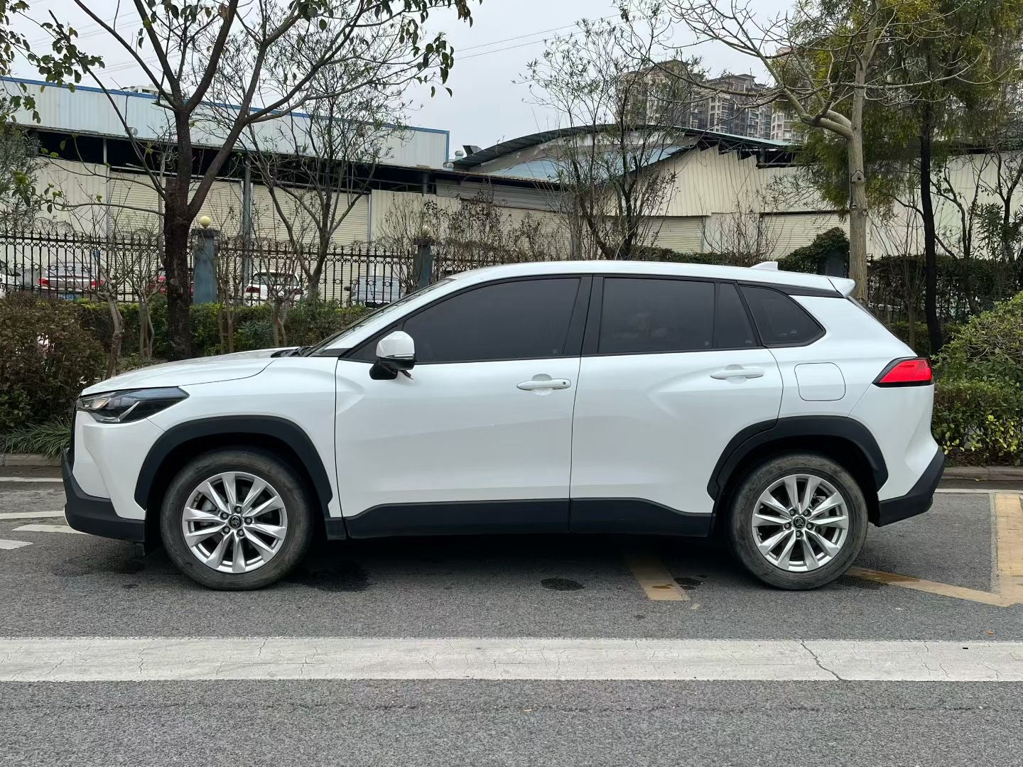 Toyota 2022 2.0 Pioneer Edition Auto