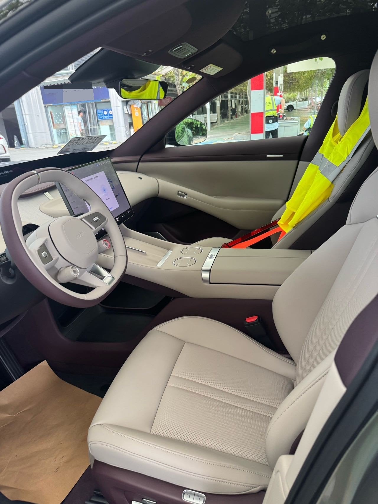 Xiaomi 2025 YU7 Ultra Long Range High Performance 4WD Max Edition Auto