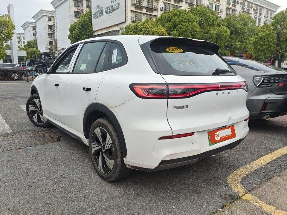 吉利银河 Geely Galaxy 2024 E5 440公里探索版 自动挡
