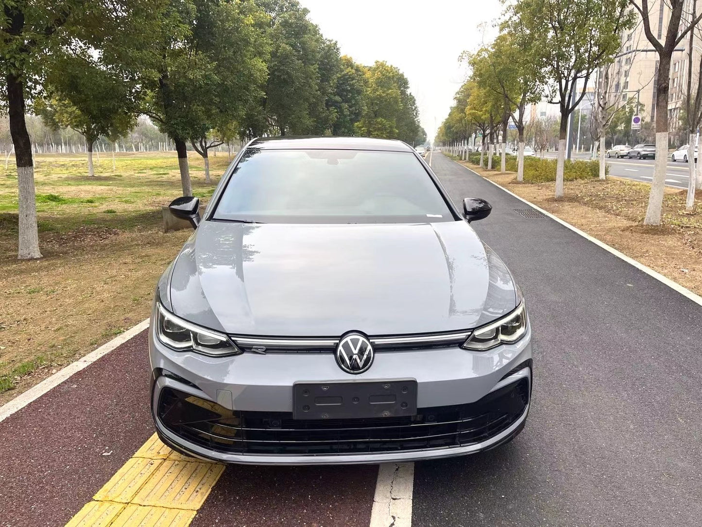 Volkswagen 2023 8 R-Line 1.4TSI 280TSI Lite (فيس ليفت) أوتوماتيك
