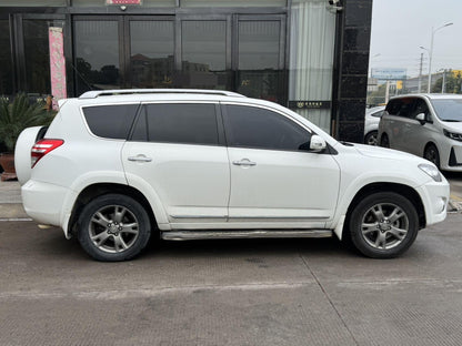 丰田 2012 款 RAV4 2.4L 豪华版 自动挡