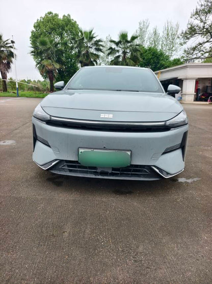 吉利银河2024款L6 1.5T 60km PLUS自动版