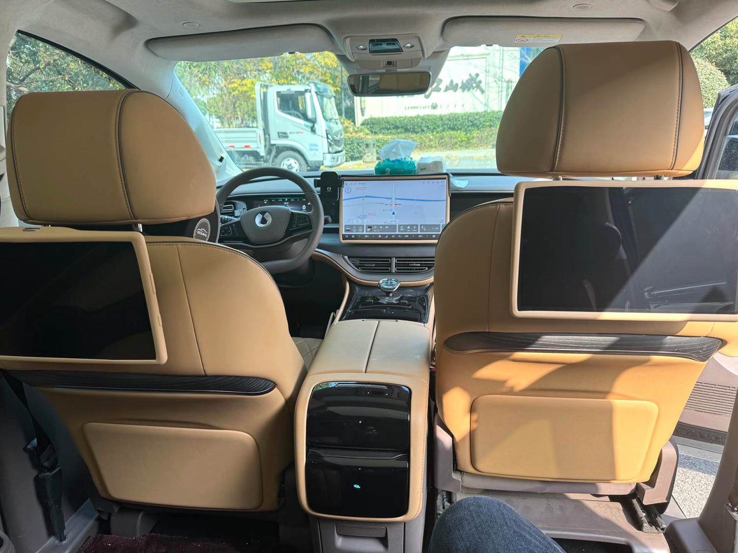 Denza 2022 Denza D9 EV 600 4WD Flagship Type Auto