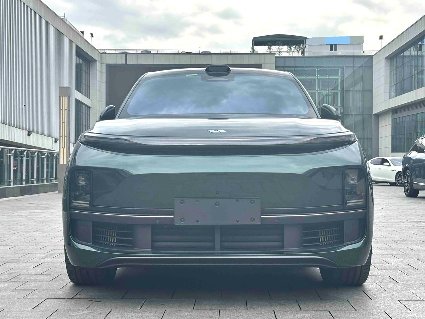 理想2024款L9 Ultra Auto （4598）