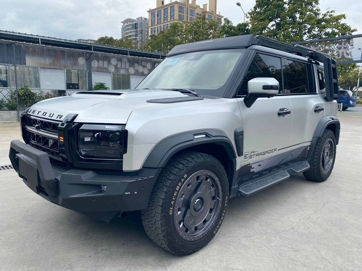 Jetour 2024 Traveler 2.0T 4WD Silver Auto