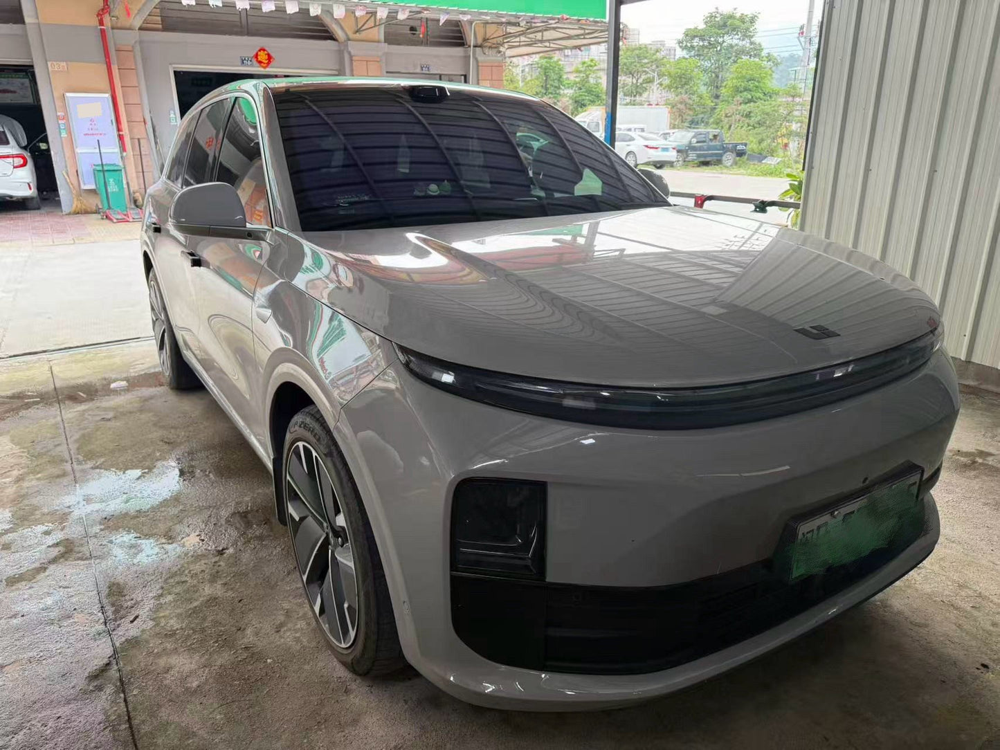 理想 2025 L6 Max 智能版 汽车