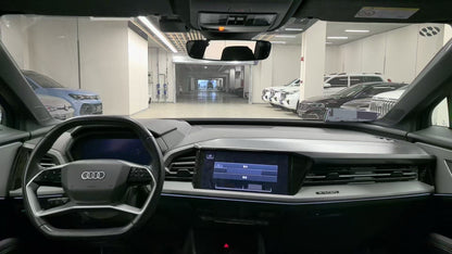 Audi 2022 Q5 e-tron 40 Type Auto