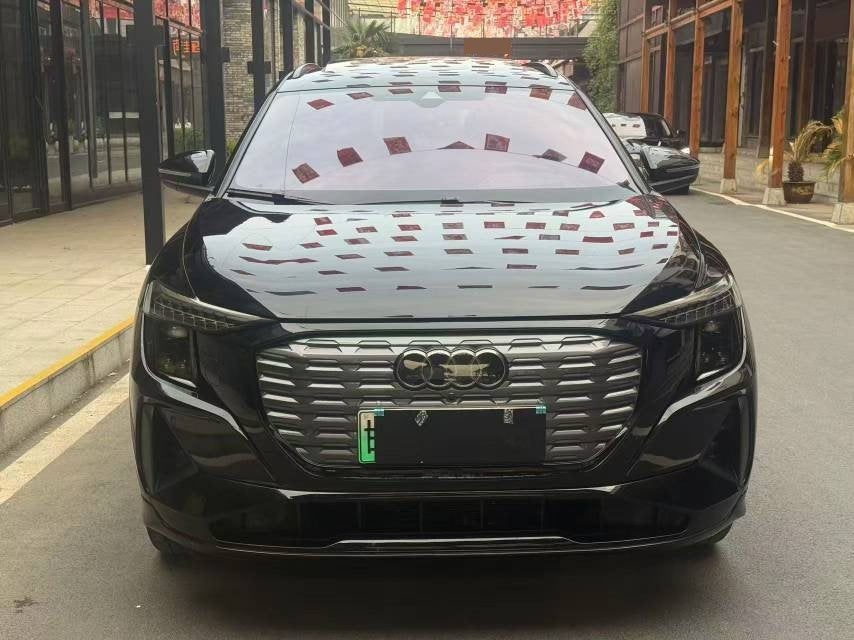 أودي 2023 Q5 e-tron 40 نوع أوتو