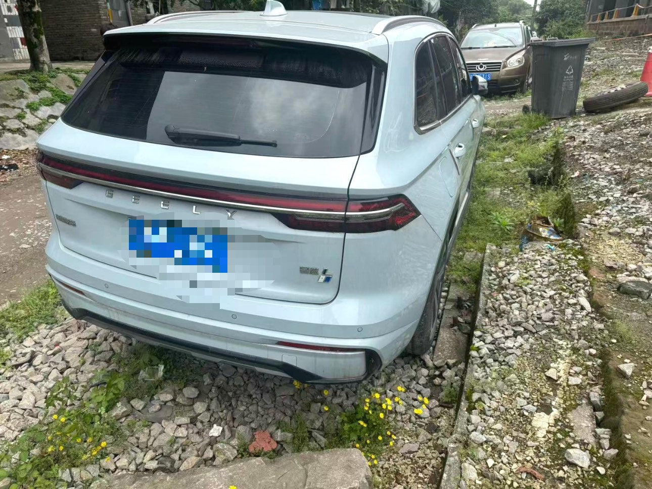 Geely 2022 Xingyue L Hi·X 1.5T Hybrid Edition Super Auto