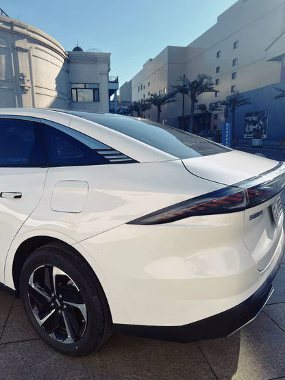 Geely Galaxy 2023 L6 1.5T 125km PLUS Auto
