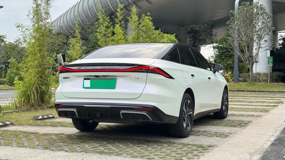 جيلي جالاكسي 2023 L6 1.5T 125 كم بلس أوتو