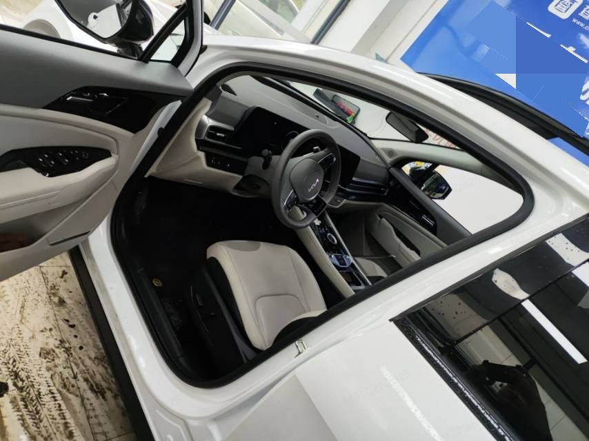 狮铂拓界 Kia 2023 1.5T 2WD Premium Edition Auto