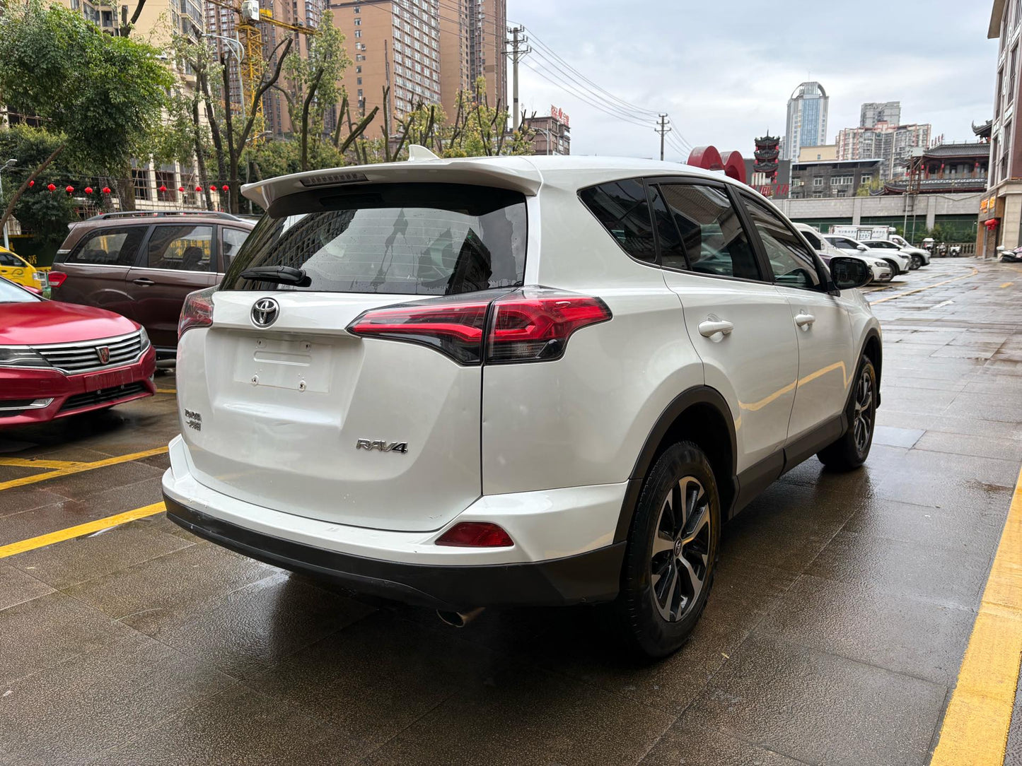 Toyota 2019 RAV4 2.0 2WD Pioneer Edition Auto
