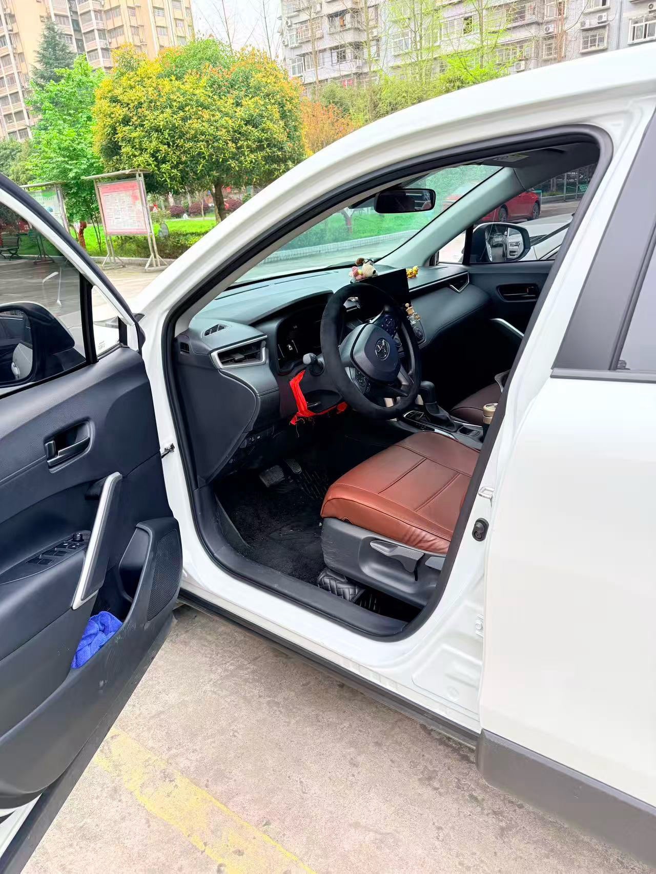 Toyota 2023 2.0 Pioneer Edition Auto