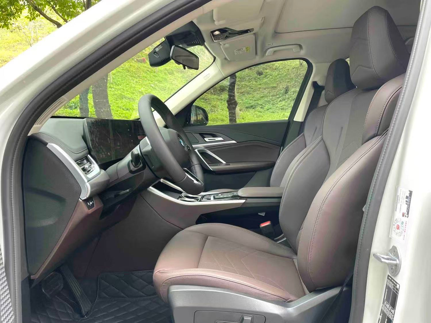 BMW X1 sDrive25Li 2.0T M Sport موديل 2024 (3169)