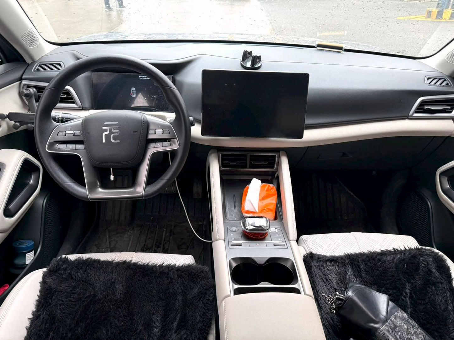 BYD 2024 Yuan UP 401KM Advanced Type Auto （1098）