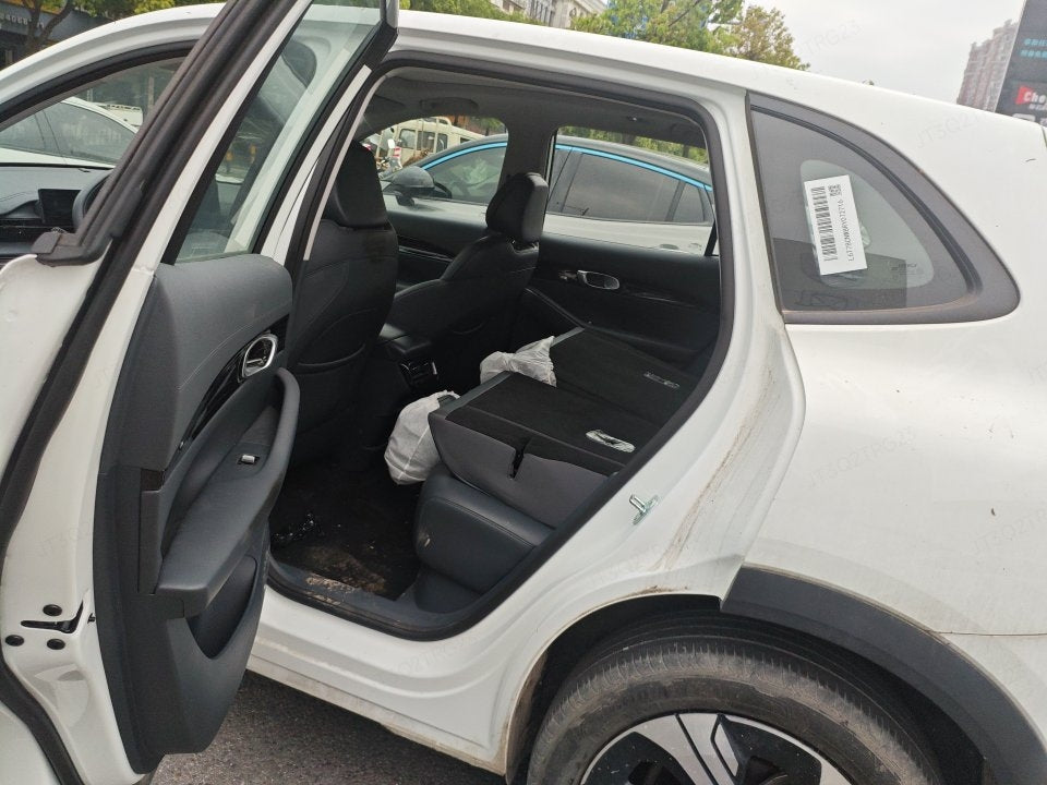 吉利银河 Geely Galaxy 2024 E5 440公里探索版 自动挡
