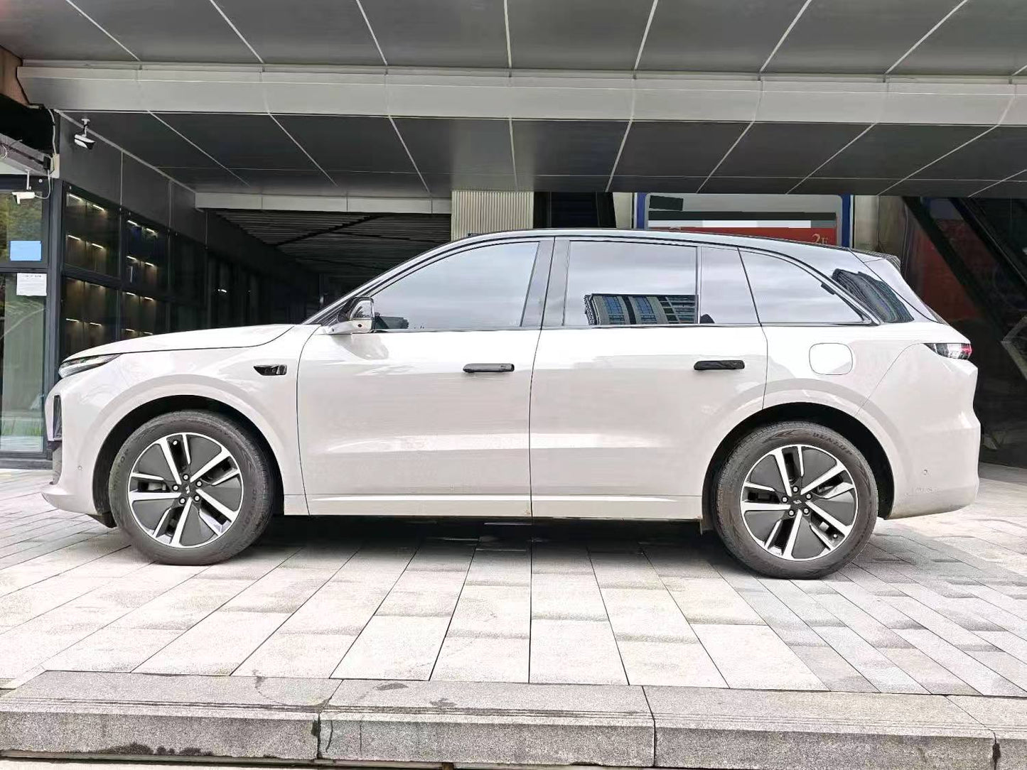 Li Auto 2024 L6 Pro Auto (2498)