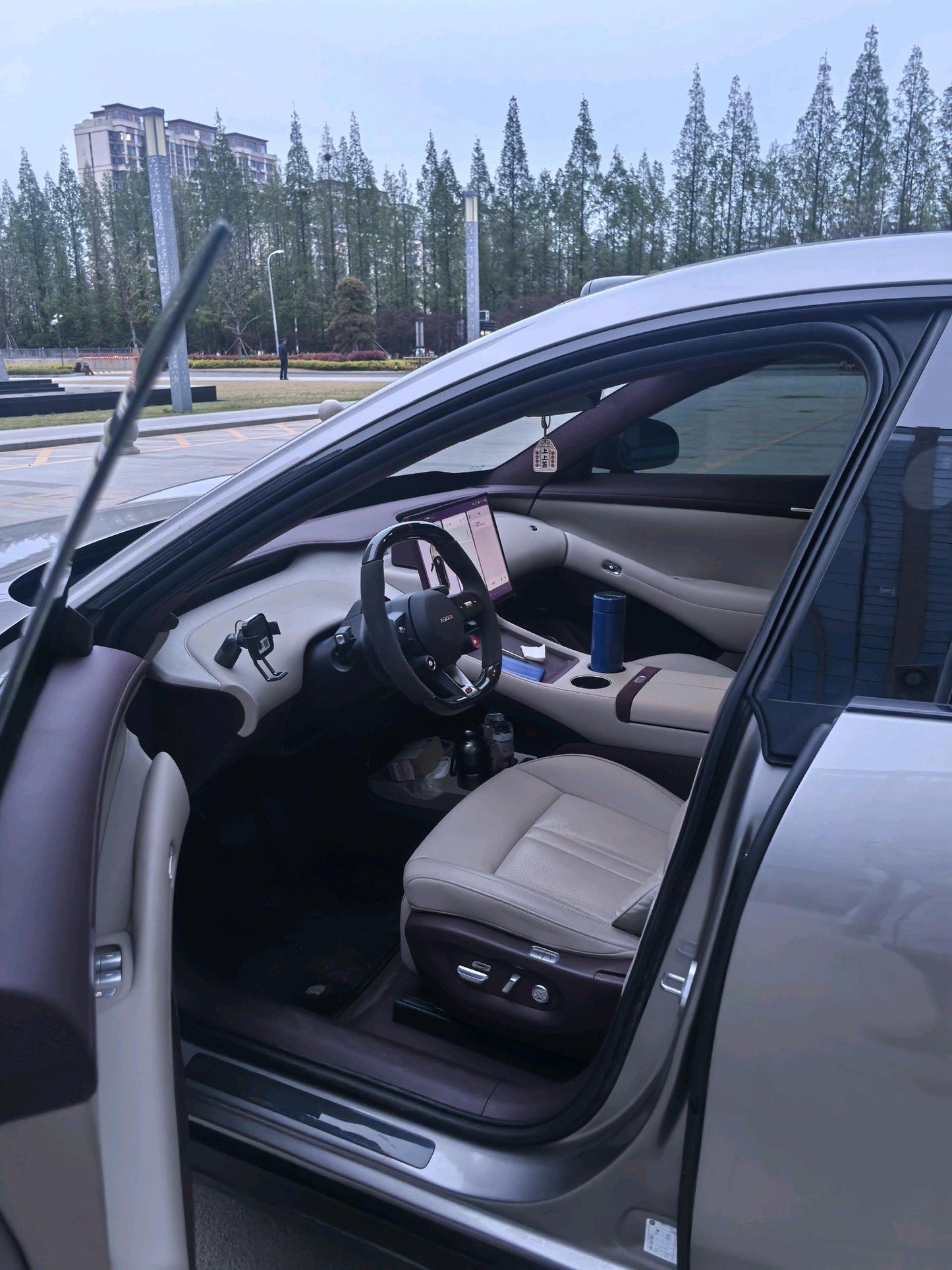 小米 2025 YU7 Ultra 长续航高性能四驱 Max 版汽车