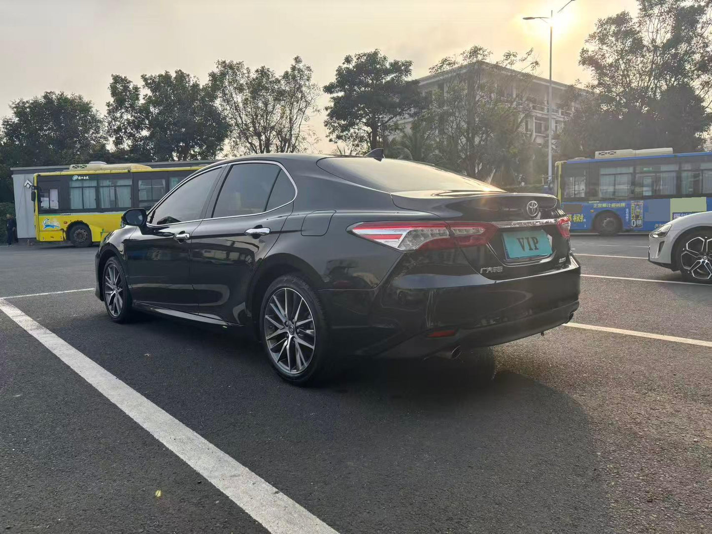 Toyota 2021 2.5G Luxury Edition Auto