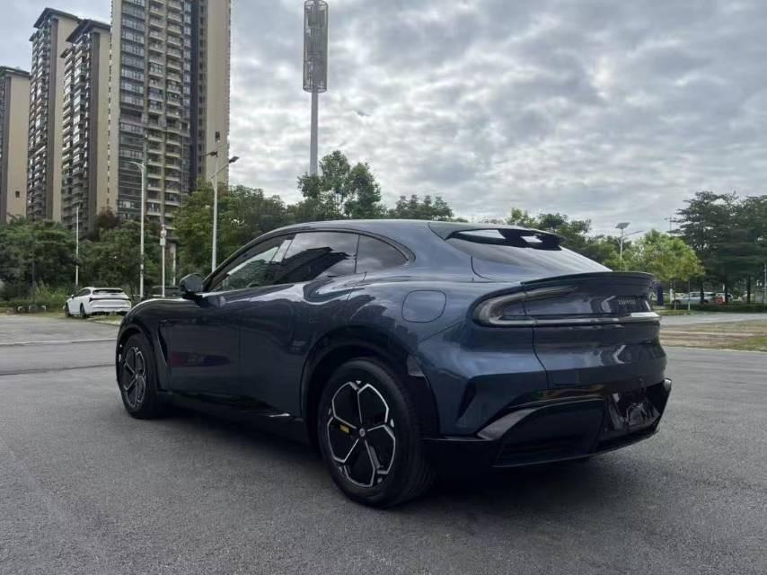 Xiaomi 2025 YU7 Ultra Long Range High Performance 4WD Max Edition Auto