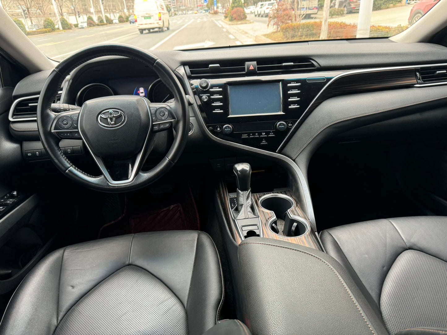 Toyota 2018 2.0G Luxury Edition Auto
